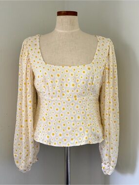 Staud Floral Lana Top Daisy print textured blouse size 10 sold out EUC